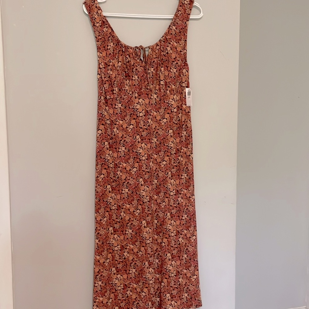 Summer floral dress with tag